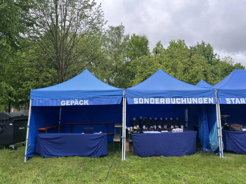 Faltpavillon blau 3x3m inkl. Seitenwänden